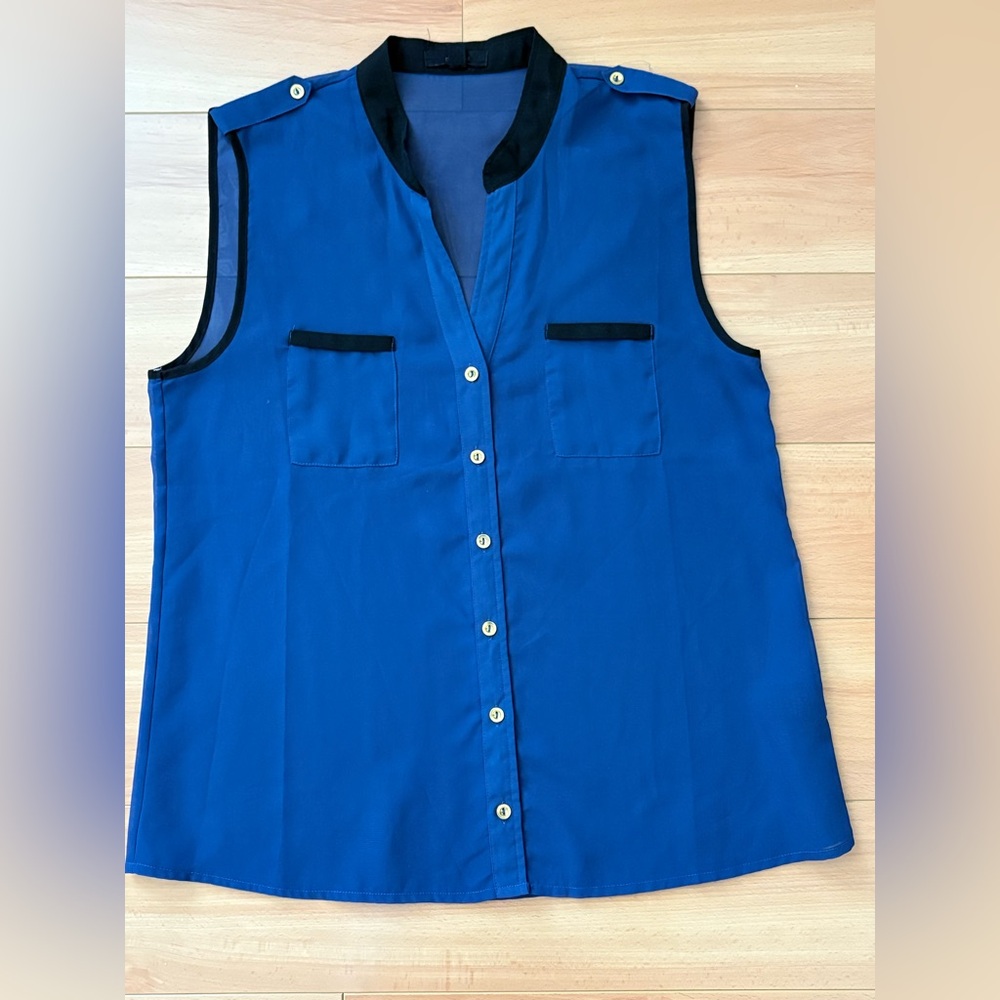 Blue Sleeveless Button-Up Women's Top